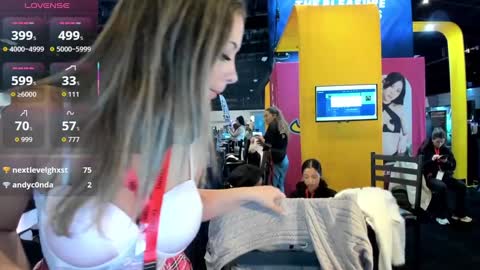 Mikaylah online show from 17, 10, 2025