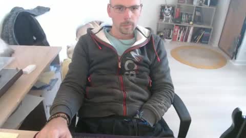 mikmik91 online show from 1, 10, 2025