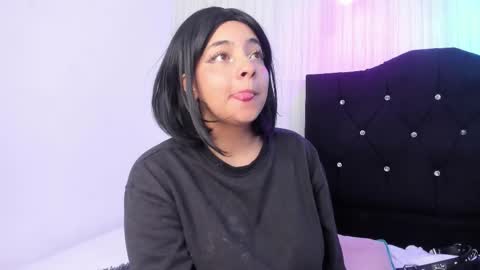   miku katsuragi  online show from 3, 2, 2026