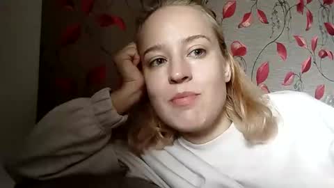 Mila 420 online show from 5, 10, 2025