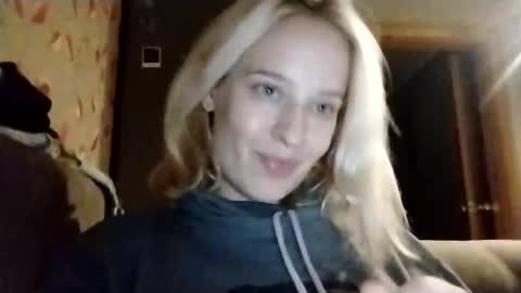 Mila 420 online show from 15, 11, 2025