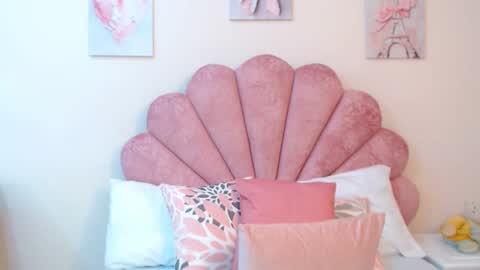 mila_adamss online show from 23, 4, 2026