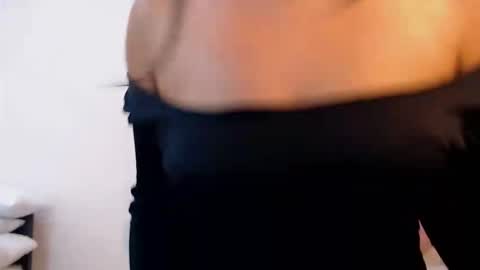 mila_adamss online show from 25, 4, 2026