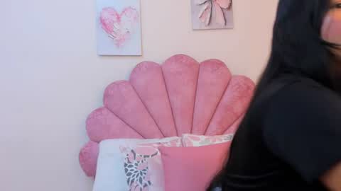 Snapshot of mila_adamss chatting on 2, 7, 2026 mila_adamss online show from 2, 7, 2026