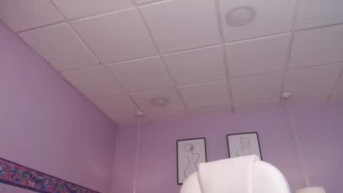 Mila  online show from 10, 1, 2025