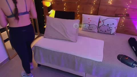 Milena  online show from 10, 9, 2025