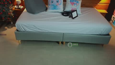 Milena  online show from 26, 11, 2025