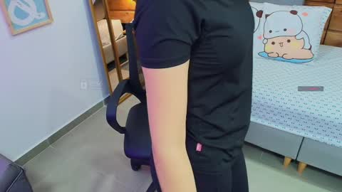 Snapshot of mila_kiitty chatting on 23, 5, 2026 Milena online show from 23, 5, 2026