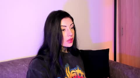     online show from 27, 5, 2026