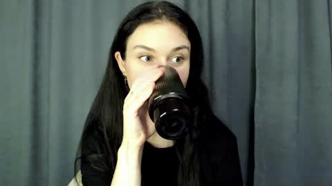 Mila online show from 27, 7, 2026