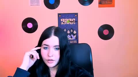 mila_snow1 online show from 30, 7, 2026