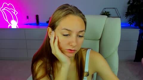 Snapshot of milaaddam chatting on 21, 10, 2025 Milla online show from 21, 10, 2025