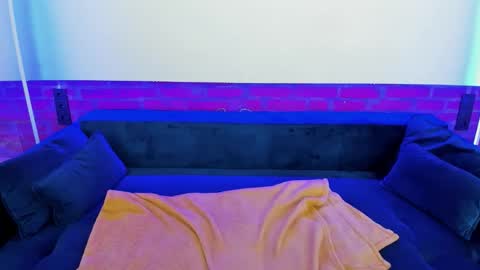 Snapshot of milaaddam chatting on 11, 11, 2025 Milla online show from 11, 11, 2025