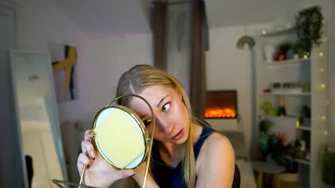 MilaBunny1 online show from 10, 2, 2026