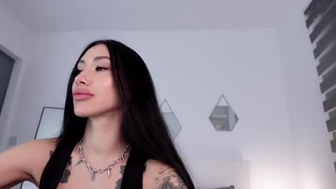 Snapshot of miladenver chatting on 30, 5, 2026 Mila online show from 30, 5, 2026