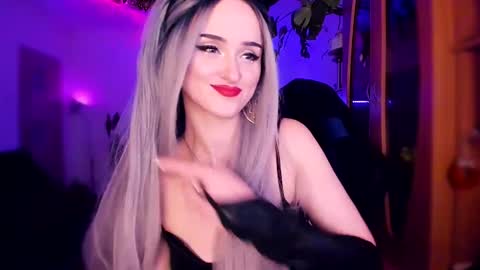 MiladyJolie online show from 25, 1, 2025