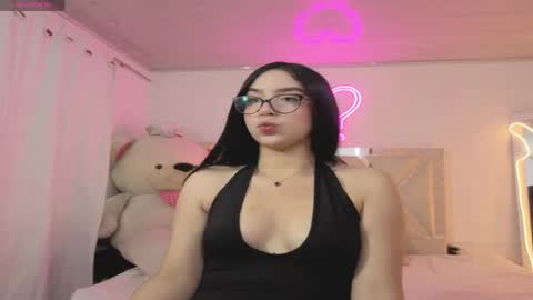 milah_tay online show from 25, 4, 2026
