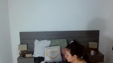 Snapshot of milahot23 chatting on 15, 1, 2025 mila online show from 15, 1, 2025