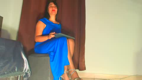 mila online show from 12, 7, 2026