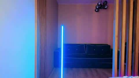 Mila online show from 19, 4, 2026