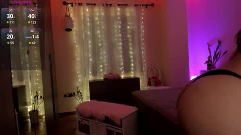 Mila Mae online show from 28, 12, 2024