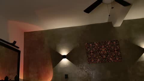 milana online show from 9, 3, 2025