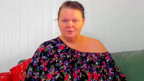 Lana online show from 25, 2, 2026