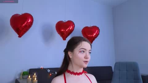 milanakowall online show from 14, 2, 2026