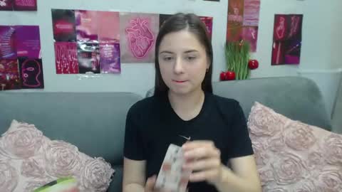 milanaroz online show from 26, 4, 2026