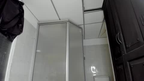 milanx2 online show from 8, 1, 2025