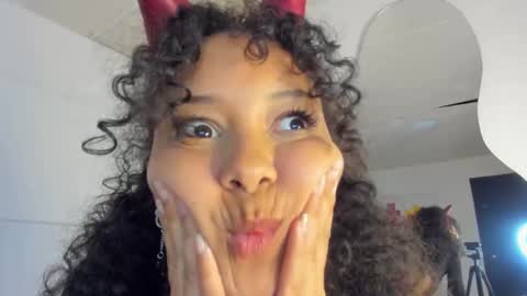 milanx2 online show from 14, 2, 2025