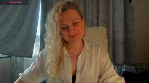 milanna_x online show from 13, 5, 2026