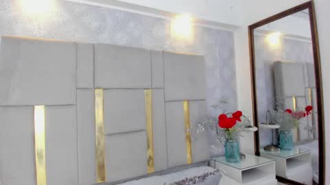 Snapshot of milasaenz1 chatting on 11, 10, 2025 Cami online show from 11, 10, 2025