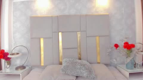 Snapshot of milasaenz1 chatting on 29, 10, 2025 Cami online show from 29, 10, 2025