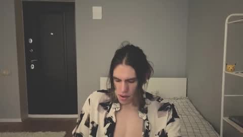 Snapshot of milaslovv chatting on 2, 5, 2026 Mila online show from 2, 5, 2026