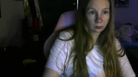 Mila online show from 22, 4, 2026