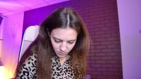 milastoyne online show from 17, 12, 2025