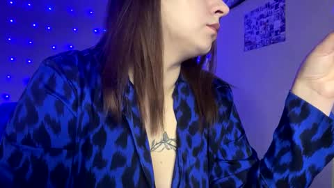 Snapshot of milaxcute chatting on 16, 2, 2025 Milaxcute online show from 16, 2, 2025