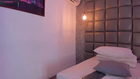 Milena  online show from 19, 9, 2025