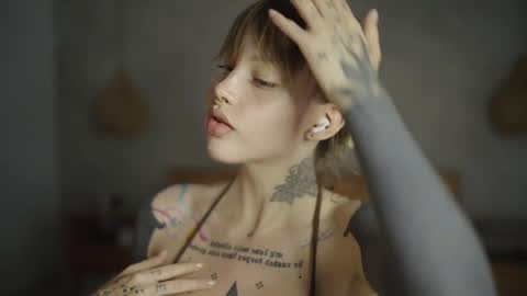 Snapshot of mileeena chatting on 30, 1, 2025 M Telegram mamagotachannel online show from 30, 1, 2025