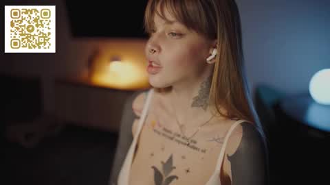 Snapshot of mileeena chatting on 27, 11, 2025 M Telegram mamagotachannel online show from 27, 11, 2025