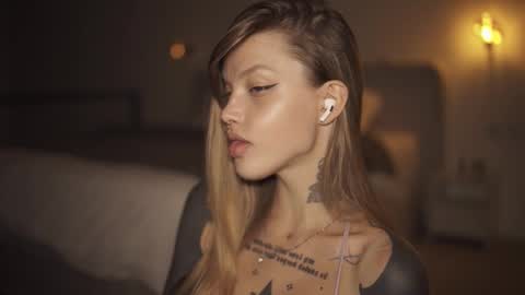 Snapshot of mileeena chatting on 20, 3, 2026 M Telegram mamagotachannel online show from 20, 3, 2026