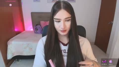 Miley online show from 28, 4, 2026