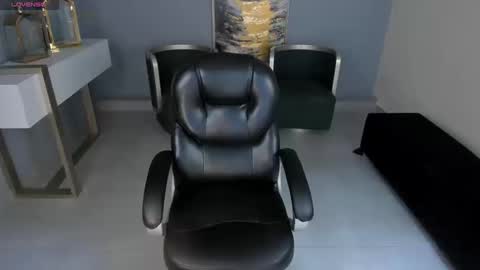 Miley Cruz  IG miley model23 online show from 19, 9, 2025