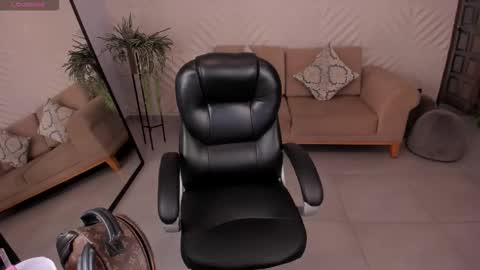 Miley Cruz  IG miley model23 online show from 25, 11, 2025