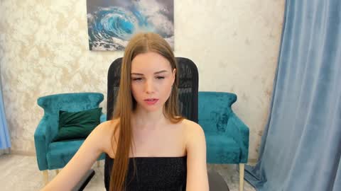 mileygloss online show from 4, 2, 2025