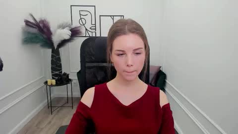 mileygloss online show from 30, 11, 2025