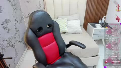 MILEY online show from 25, 4, 2026