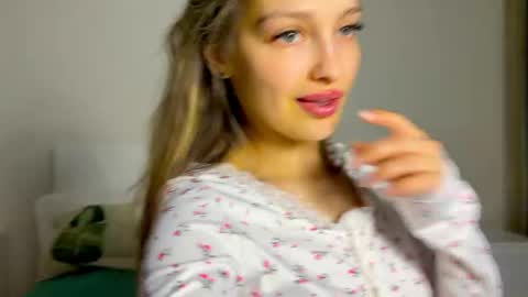 mileyy_cute online show from 26, 2, 2026