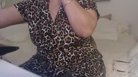 Snapshot of milf_lexxa chatting on 9, 2, 2026 Sarrahkenda online show from 9, 2, 2026
